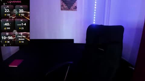 vanvelckan_ online show from October 16, 6:16 pm