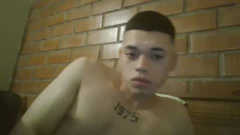 velasmanu1 online show from December 16, 3:35 am