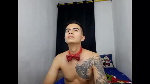 Snapshot of velk_hot1 chatting on December 29, 1:34 am velk_hot1 online show from December 29, 1:34 am