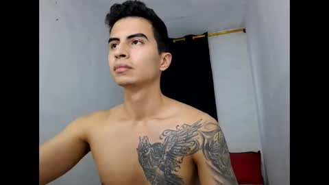 Snapshot of velk_hot1 chatting on January 21, 10:41 pm velk_hot1 online show from January 21, 10:41 pm