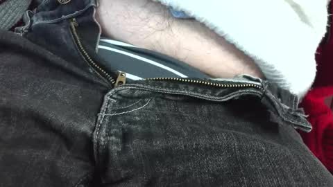 Erik online show from February 17, 8:02 am