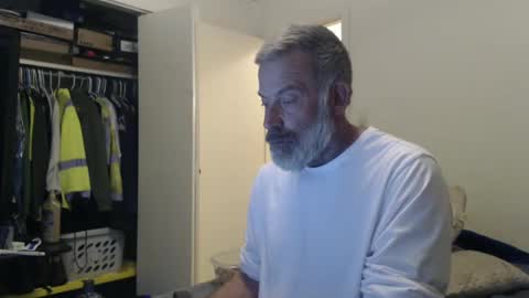 hairy man online show from January 27, 12:54 am
