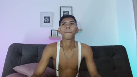 vesperth_supercock online show from February 5, 7:10 pm