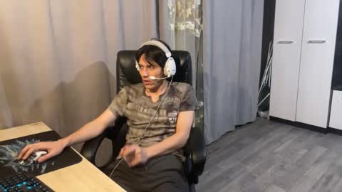 vialeras online show from December 5, 2:24 pm