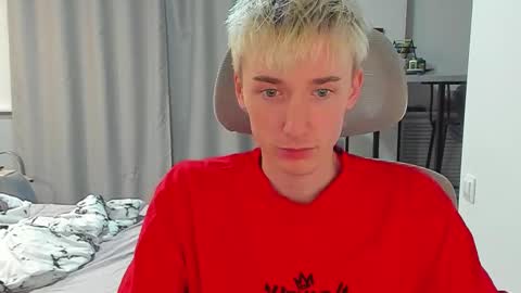 vibemygirl online show from October 13, 11:38 am