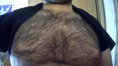 VictorHume online show from June 6, 11:11 pm
