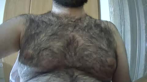 VictorHume online show from October 31, 11:08 pm