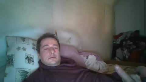 vids1977 online show from February 21, 6:51 am