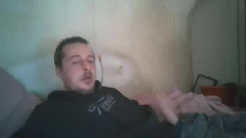 vids1977 online show from January 19, 7:04 am