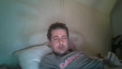 vids1977 online show from March 8, 3:16 am