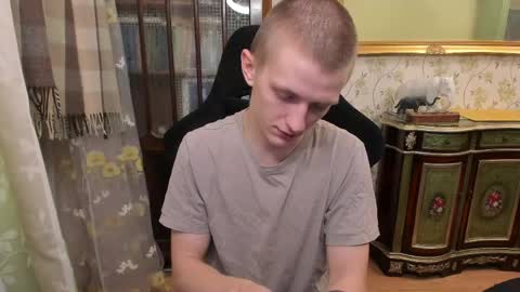 Dimoooooon online show from April 18, 7:29 pm