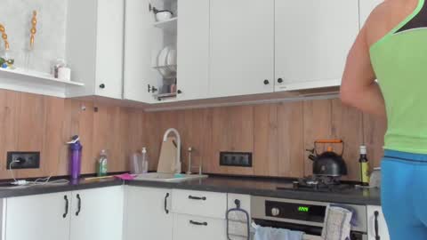 Vincent.  uncut 18cm online show from January 11, 8:33 am