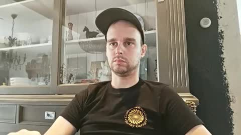 Vincent online show from September 26, 1:09 pm