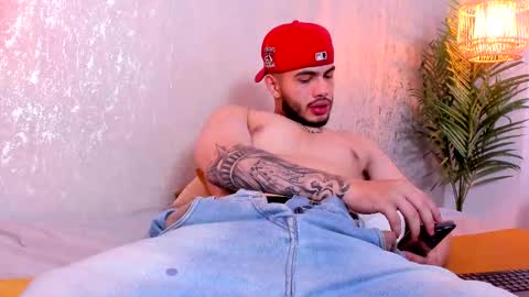 Vincent online show from October 11, 4:27 am