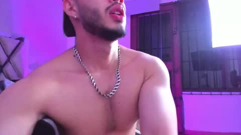 Vincent online show from December 14, 4:19 am