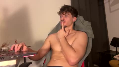 vincentprice69 online show from February 25, 9:27 pm