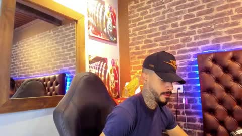 ---Vinzen--- online show from October 28, 5:32 am