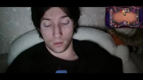 vitiligoboyy online show from December 23, 2:20 am