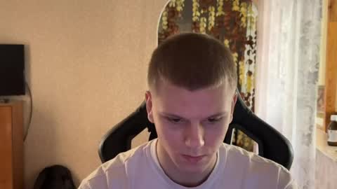 viviennewestwood777 online show from April 27, 1:08 pm