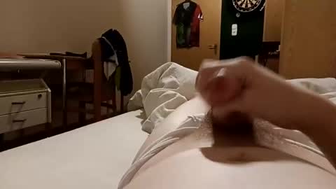 voeckler2 online show from December 28, 5:44 am