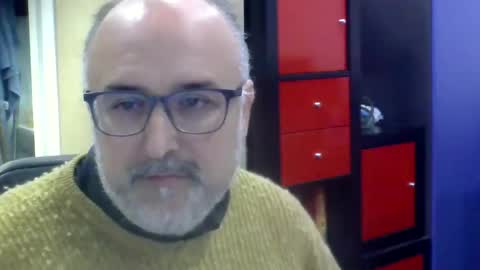Snapshot of volpi72 chatting on December 7, 12:13 pm volpi72 online show from December 7, 12:13 pm