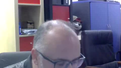 Snapshot of volpi72 chatting on February 6, 7:07 pm volpi72 online show from February 6, 7:07 pm