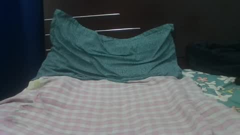 Voyeur666666 online show from February 26, 8:04 am