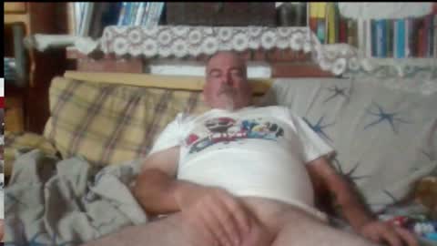 Snapshot of vuda77 chatting on December 3, 5:34 pm oscar online show from December 3, 5:34 pm