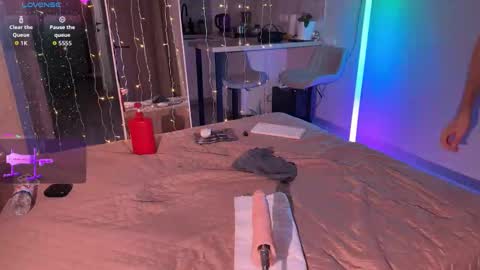 Walt Enjoy online show from December 3, 7:31 pm