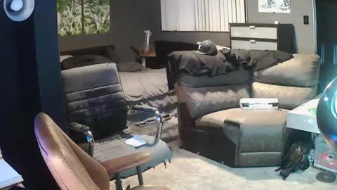 inittogetitin online show from November 6, 2:36 am