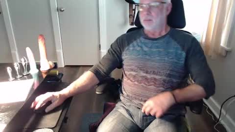 wasted_daze_ online show from June 20, 12:43 pm