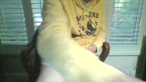 Snapshot of weary1212 chatting on October 9, 5:29 pm weary1212 online show from October 9, 5:29 pm
