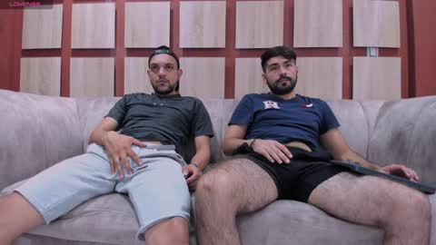 Jhonny Dick  his neighbors. online show from December 4, 1:42 pm