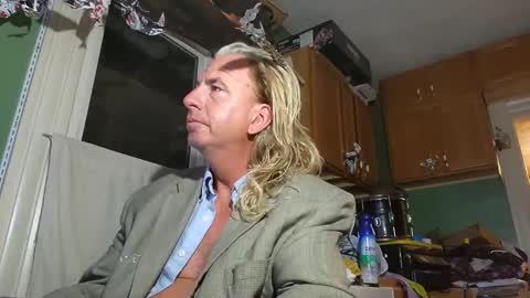 Snapshot of weber444 chatting on October 2, 4:05 am weber444 online show from October 2, 4:05 am