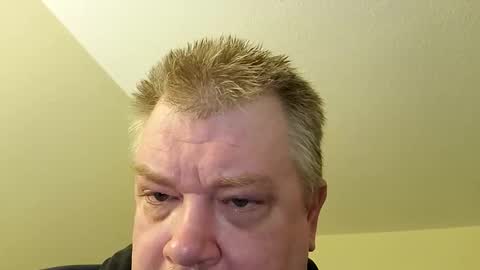 Hawk TOOahhhh online show from December 31, 8:02 pm