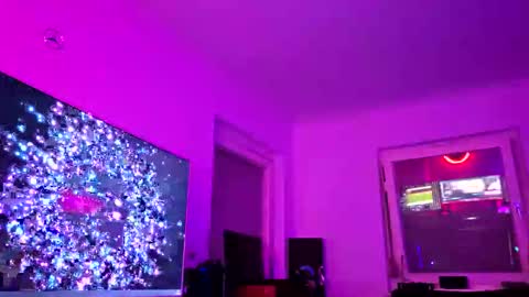 Weedman online show from October 18, 5:07 pm