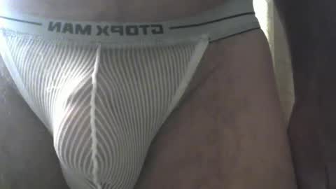Snapshot of weewill7204 chatting on March 6, 5:11 pm Will online show from March 6, 5:11 pm