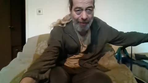 Snapshot of weibergerd333 chatting on December 29, 1:17 pm Gerd online show from December 29, 1:17 pm
