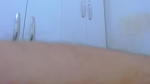 Snapshot of wellingtont chatting on September 17, 4:02 am wellingtont online show from September 17, 4:02 am