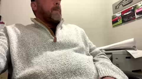Snapshot of wes40960 chatting on March 5, 8:44 pm wes40960 online show from March 5, 8:44 pm