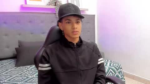 WES online show from January 13, 4:22 pm