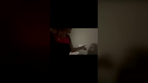 Wesley Glazier online show from November 26, 5:54 am