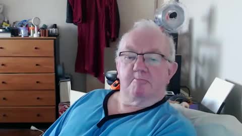 Wetroller online show from May 26, 2:07 am
