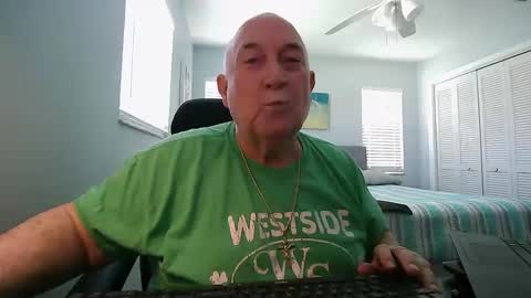 Snapshot of wfs2946 chatting on February 18, 5:00 pm wfs2946 online show from February 18, 5:00 pm