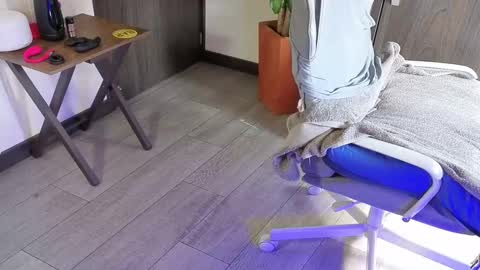 Will online show from March 25, 2:10 pm