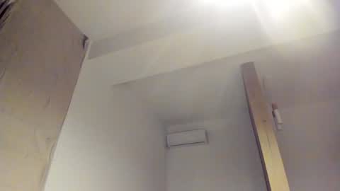 Snapshot of whisperoflust chatting on January 18, 7:37 pm Michael online show from January 18, 7:37 pm