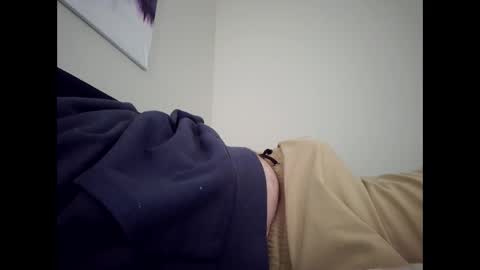 Snapshot of whiteboi9284 chatting on September 26, 4:10 am whiteboi9284 online show from September 26, 4:10 am