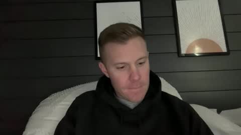 whoops1017 online show from December 19, 4:59 pm