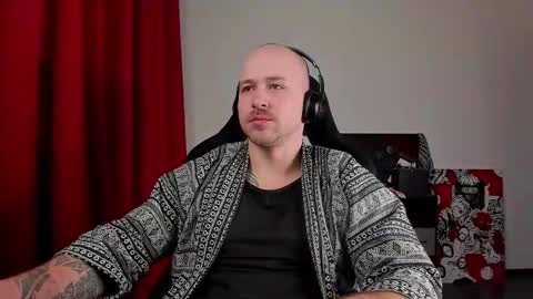 VI online show from January 14, 7:17 pm