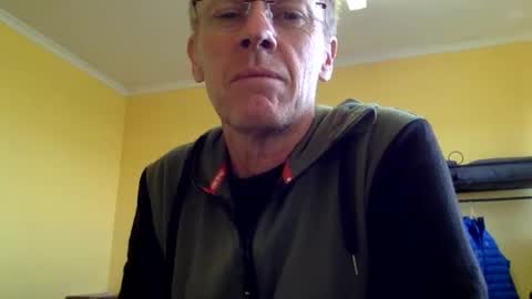 whynotfly1 online show from October 11, 1:20 am